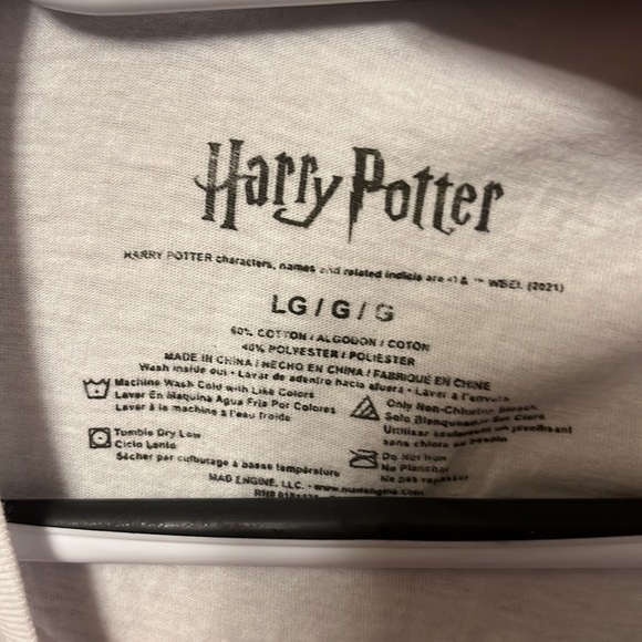Harry Potter Graphic T-Shirt Size Large - Picture 3 of 3